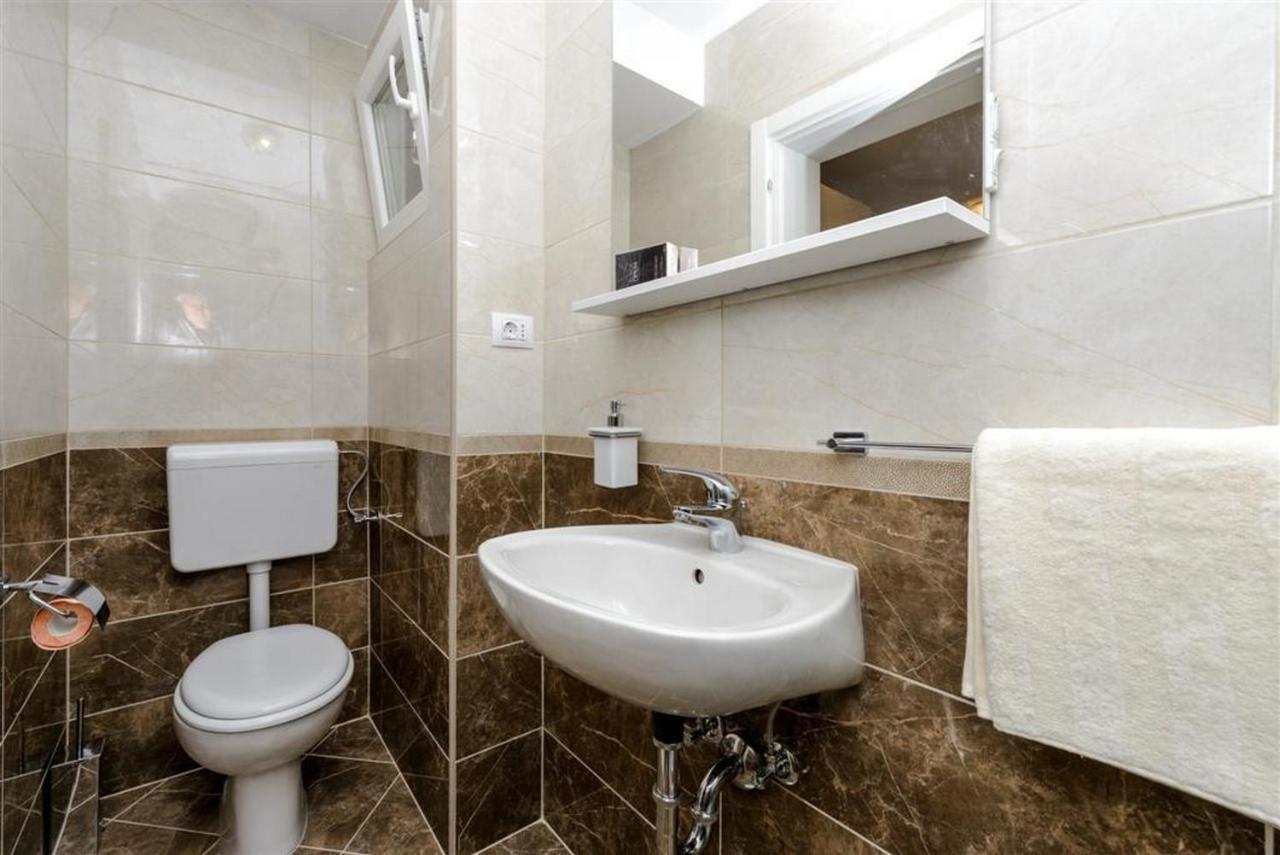 Guest House Rooms Rose Molunat Dış mekan fotoğraf