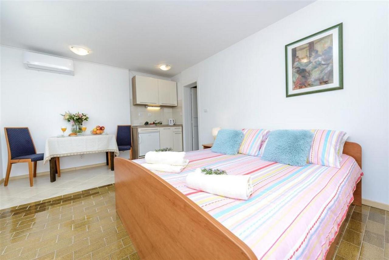 Guest House Rooms Rose Molunat Dış mekan fotoğraf